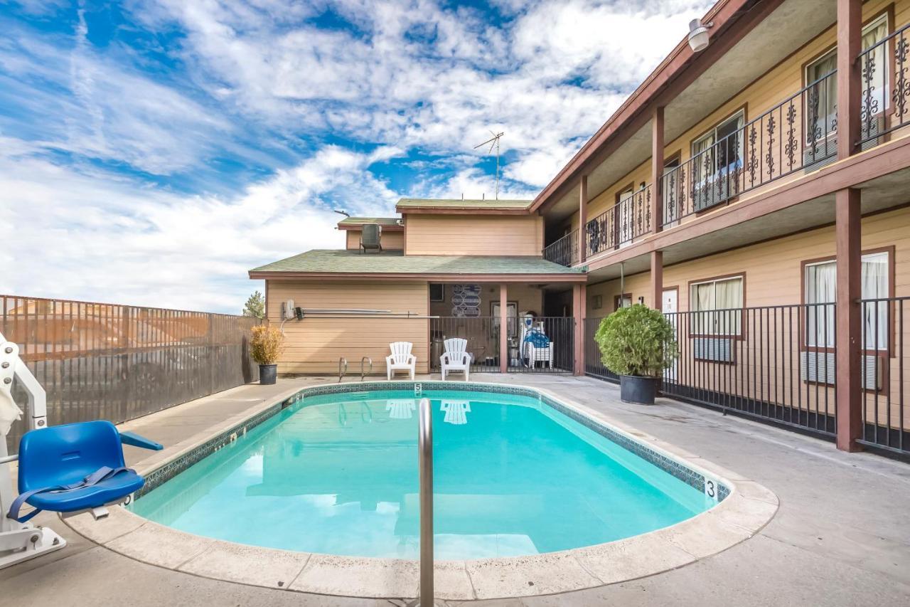 Quality Inn Victorville - Hesperia I-15 Esterno foto