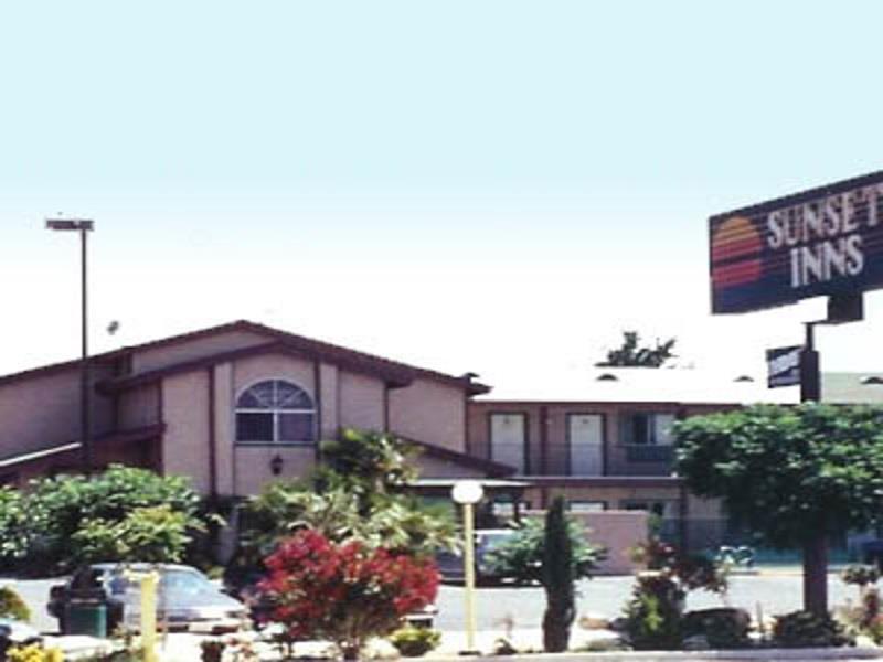 Quality Inn Victorville - Hesperia I-15 Esterno foto